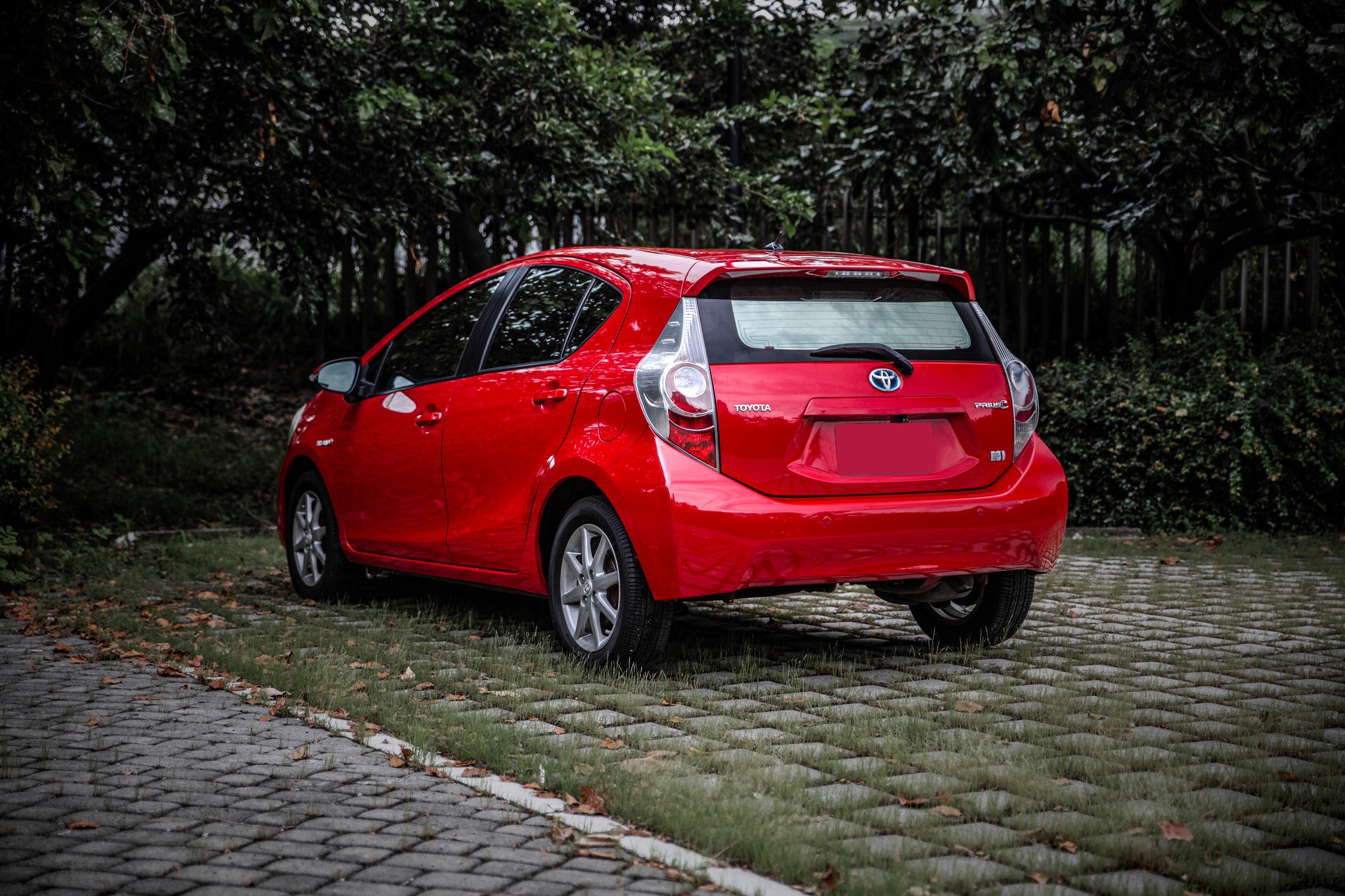 【18歲100%過件】13年 Prius C 油電複合 7安 循跡防滑 動態穩定  第9張相片