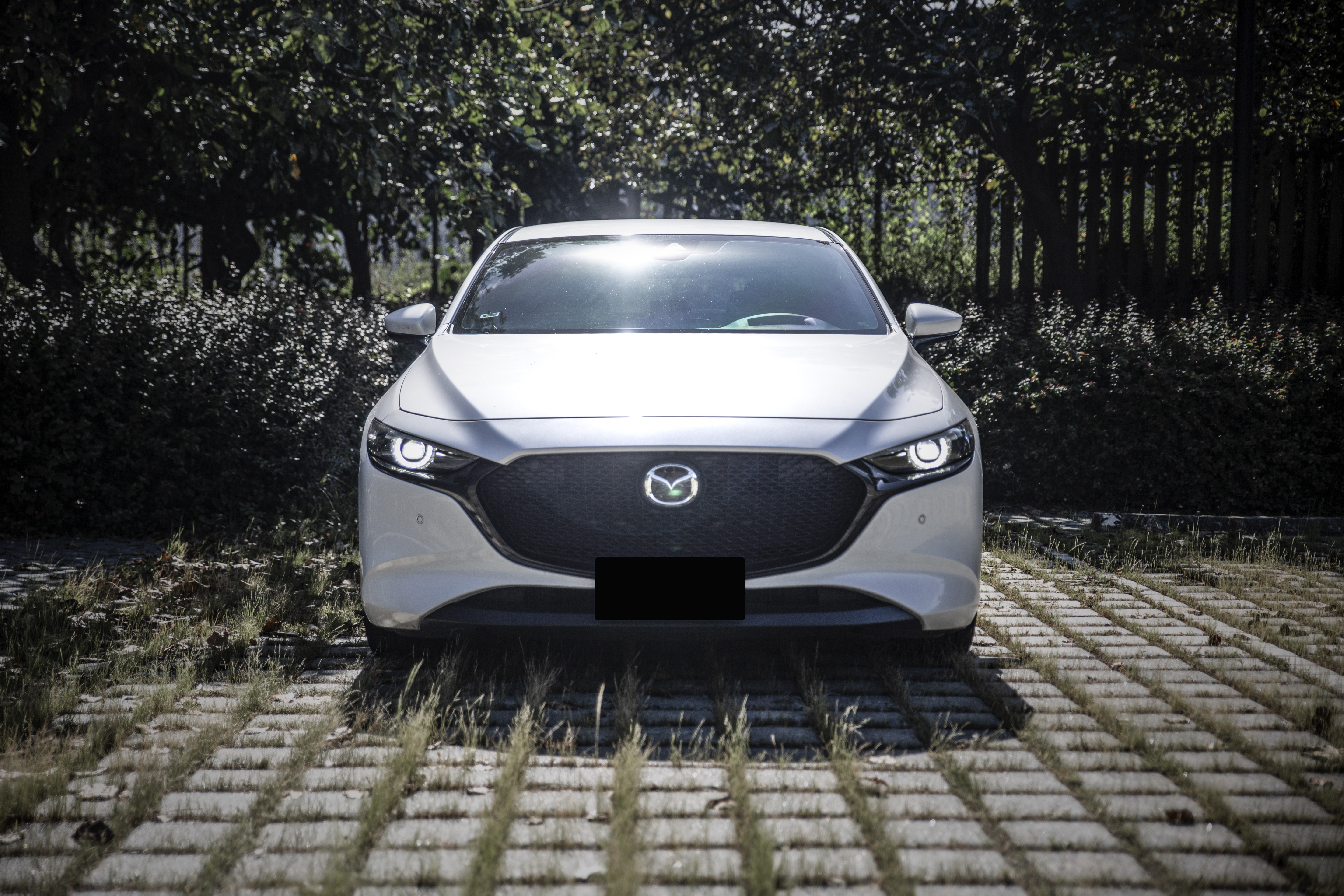 【18歲100%過件】19年 Mazda 3 5D 旗艦 MRCC 導航 抬顯  第2張相片