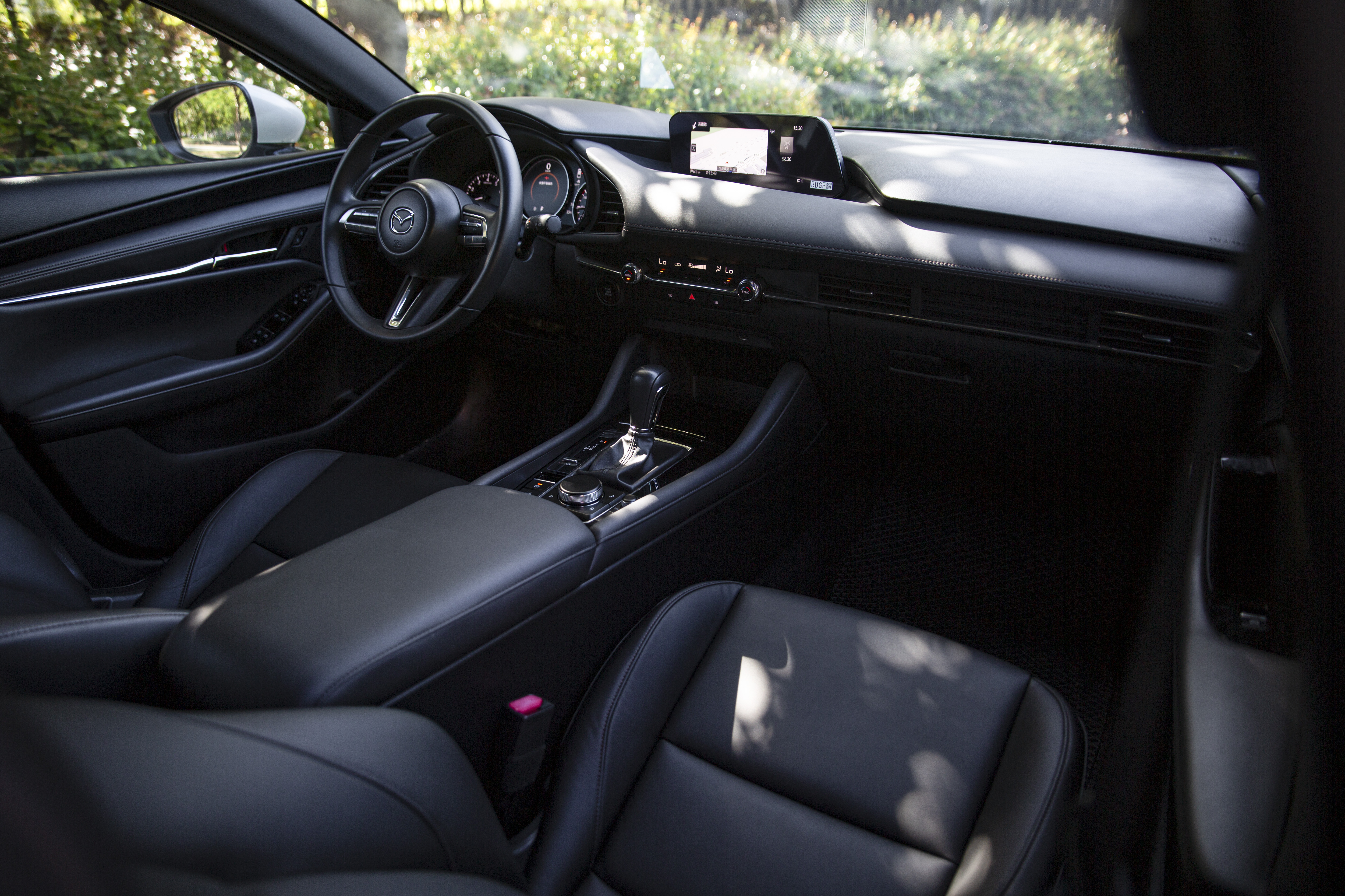 【18歲100%過件】19年 Mazda 3 5D 旗艦 MRCC 導航 抬顯  第7張相片