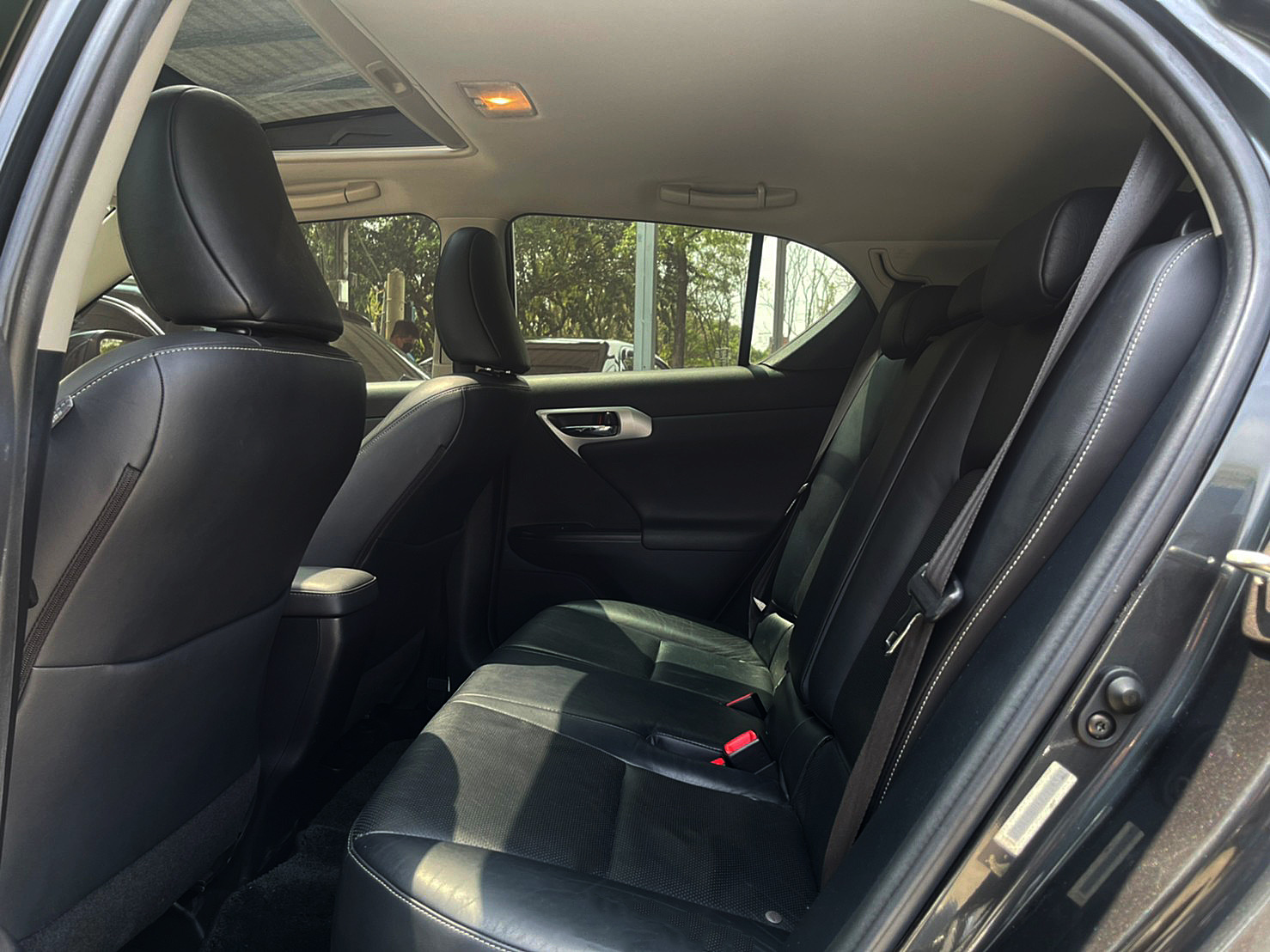 油電頂級NAVI版●南部最強全貸超貸0頭款軍公教原住民1.88起●專辦拖車戶過件當天交車  第9張相片