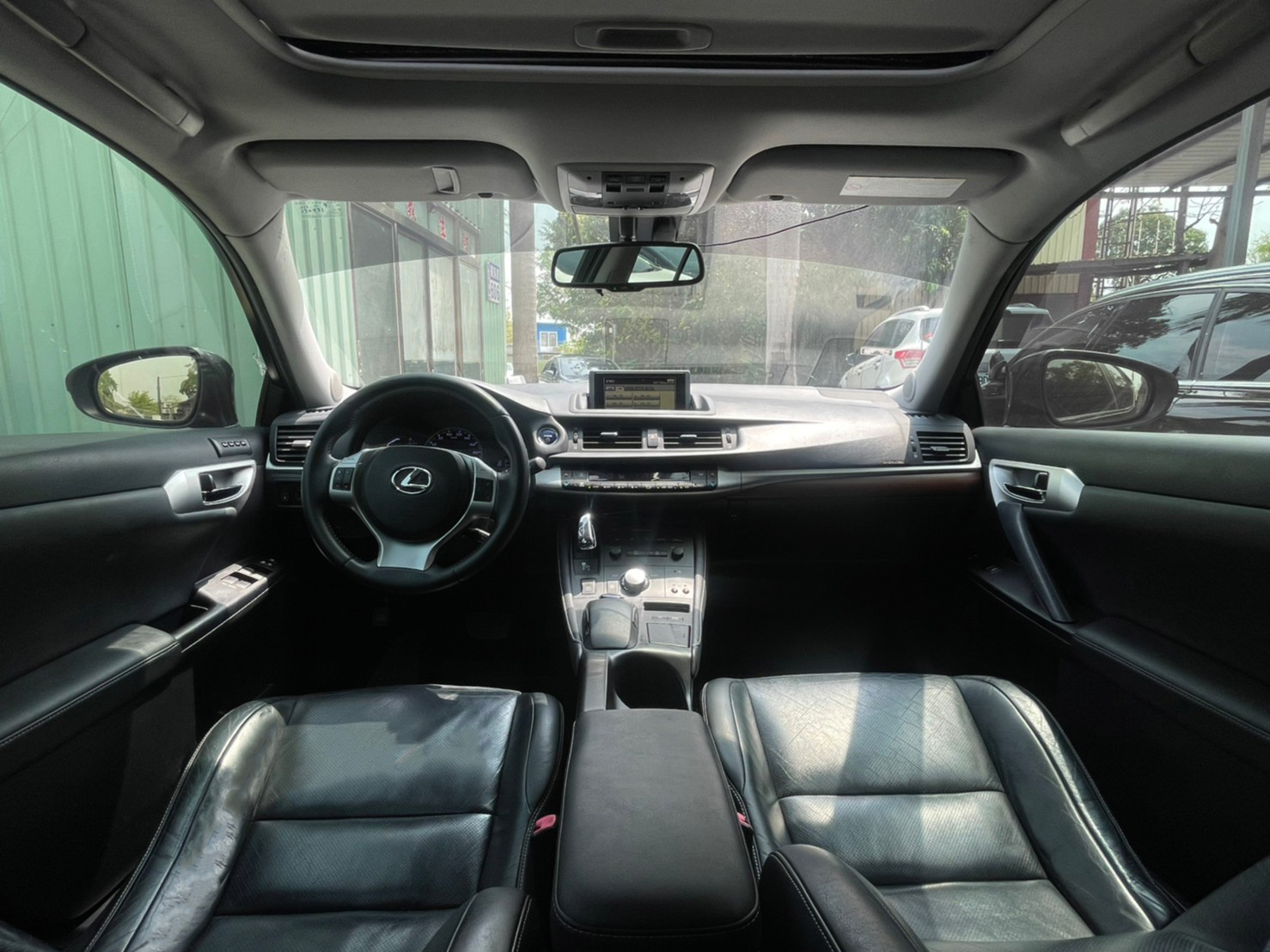 油電頂級NAVI版●南部最強全貸超貸0頭款軍公教原住民1.88起●專辦拖車戶過件當天交車  第14張相片