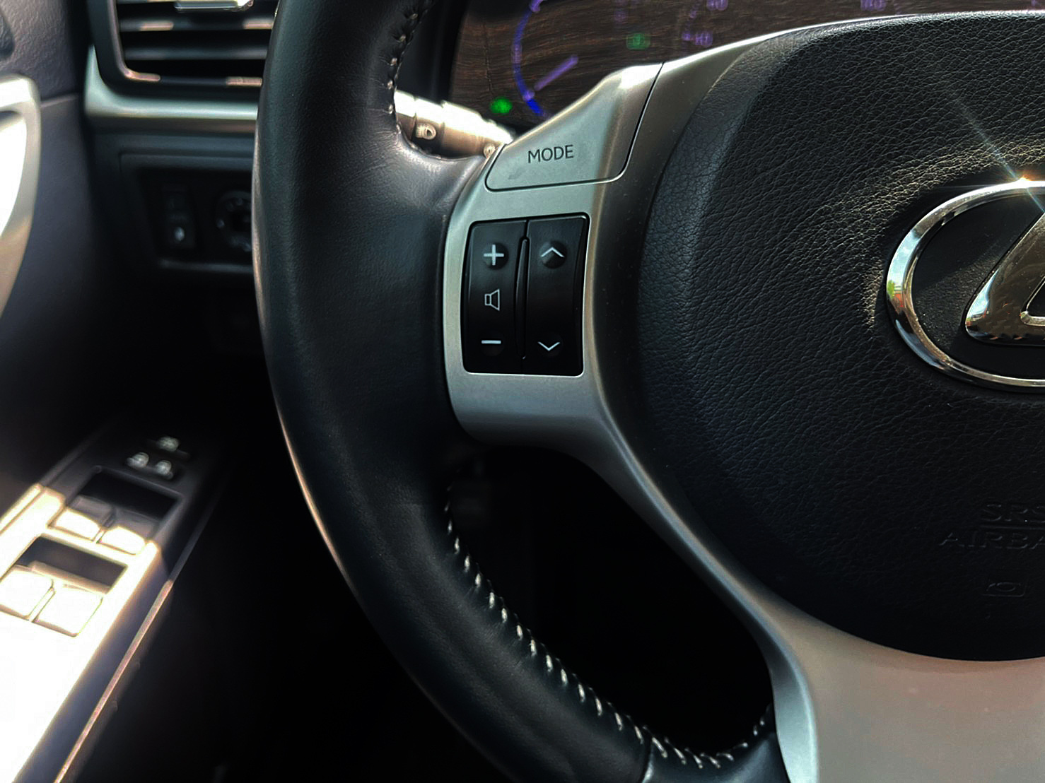 油電頂級NAVI版●南部最強全貸超貸0頭款軍公教原住民1.88起●專辦拖車戶過件當天交車  第15張相片