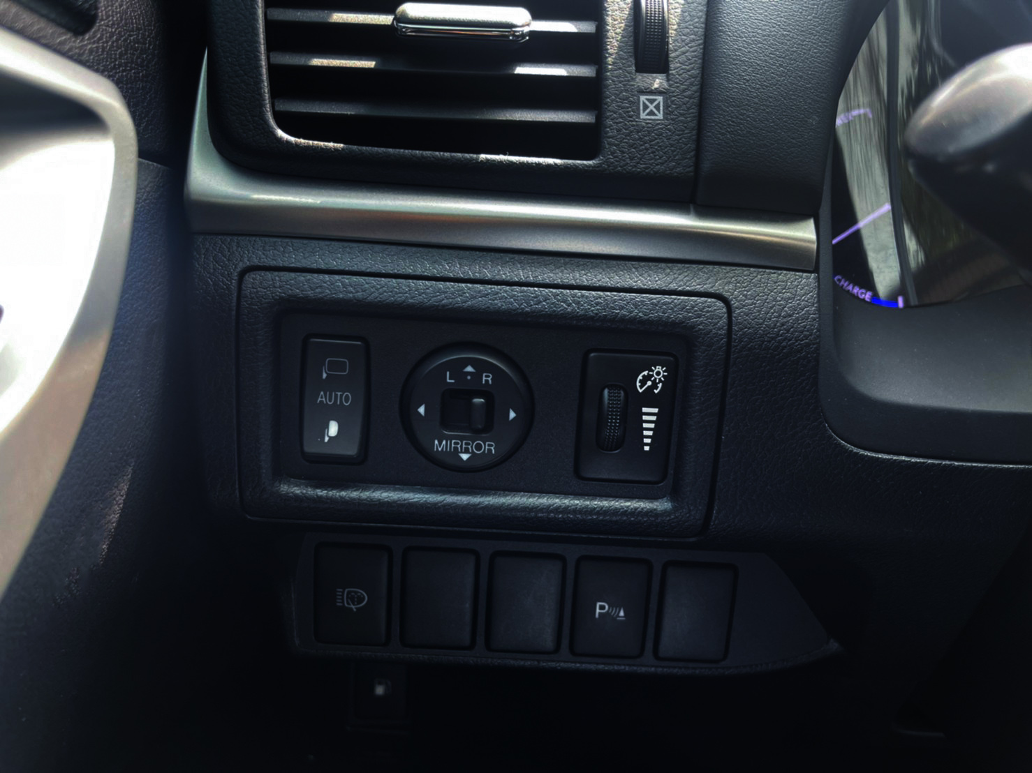 油電頂級NAVI版●南部最強全貸超貸0頭款軍公教原住民1.88起●專辦拖車戶過件當天交車  第19張相片