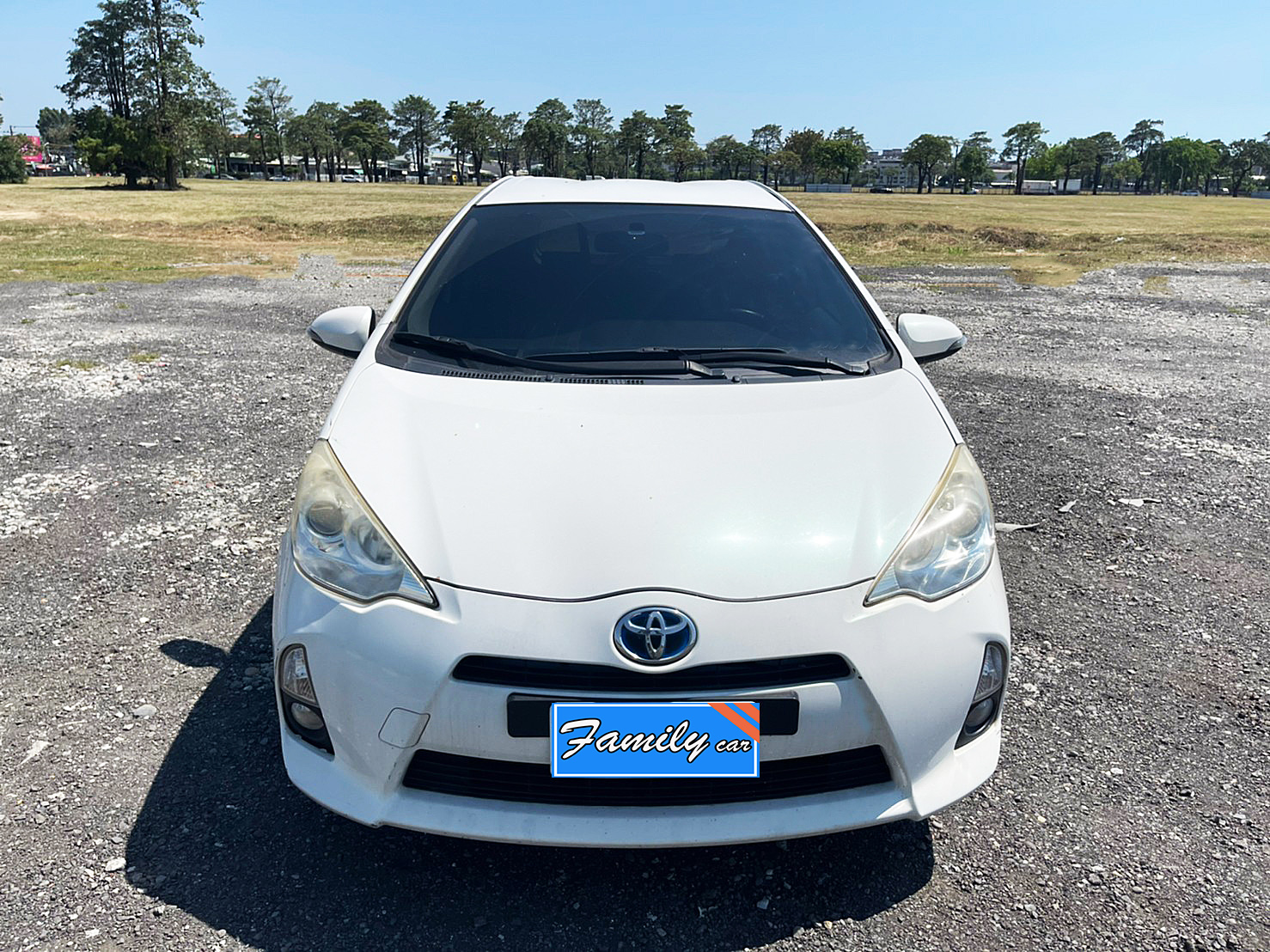PRIUS C 油電●南部最強全貸超貸0頭款軍公教原住民1.88起●專辦拖車戶過件當天交車  第3張相片