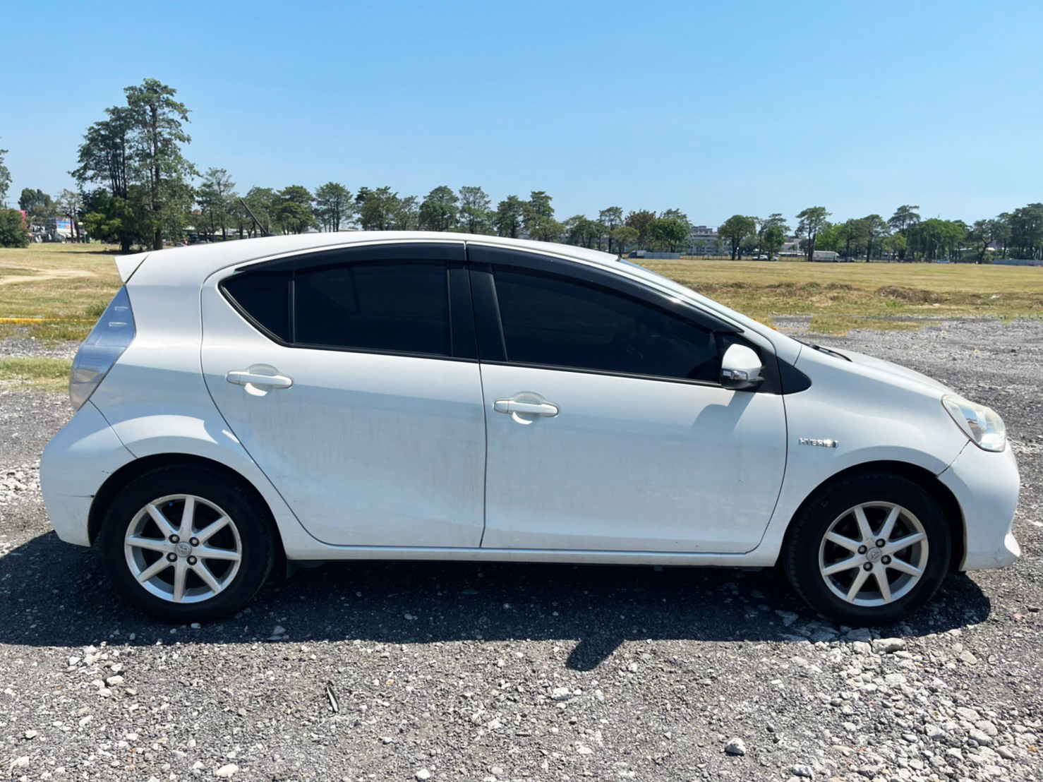 PRIUS C 油電●南部最強全貸超貸0頭款軍公教原住民1.88起●專辦拖車戶過件當天交車  第5張相片