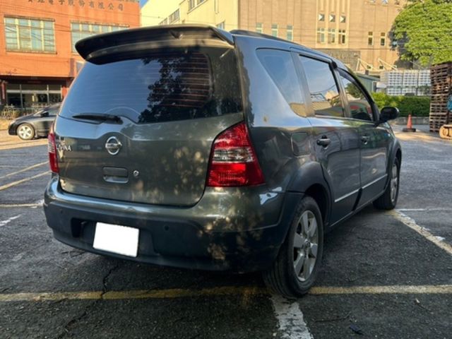 NISSAN日產 LIVINA  第2張相片