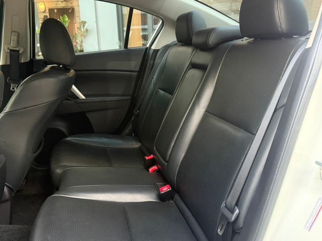 MAZDA馬自達 MAZDA 3  第6張相片