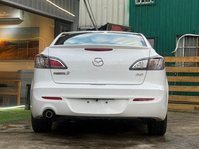 MAZDA馬自達 MAZDA 3  第8張相片