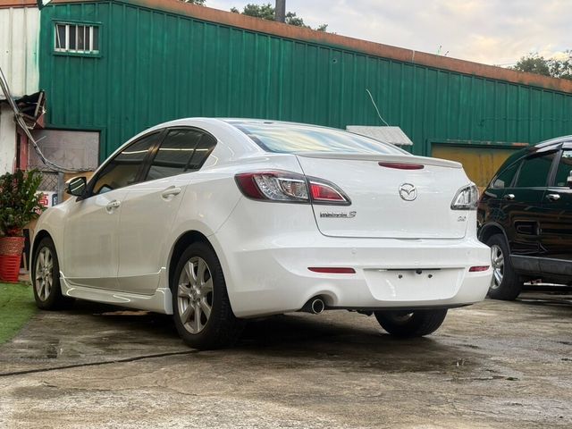 MAZDA馬自達 MAZDA 3  第9張相片