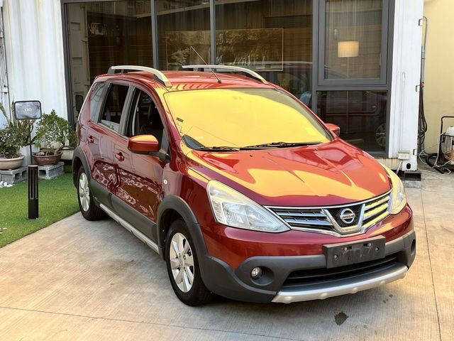 NISSAN日產 LIVINA  第3張相片