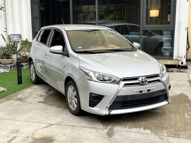 TOYOTA豐田 YARIS  第3張相片