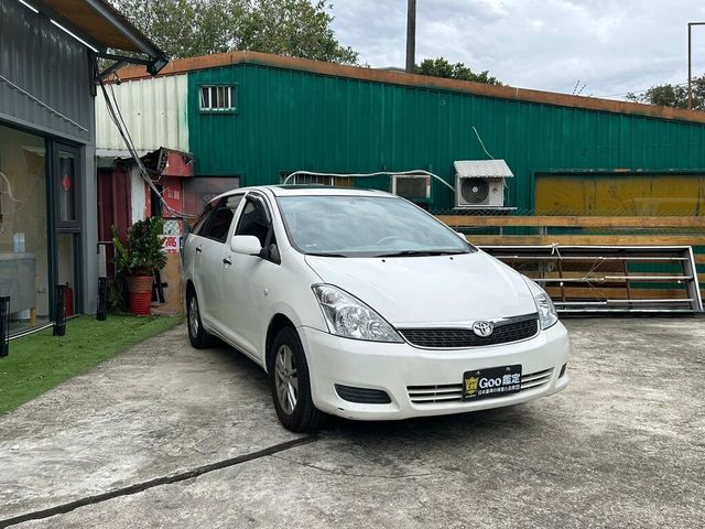 TOYOTA豐田 WISH  第3張相片