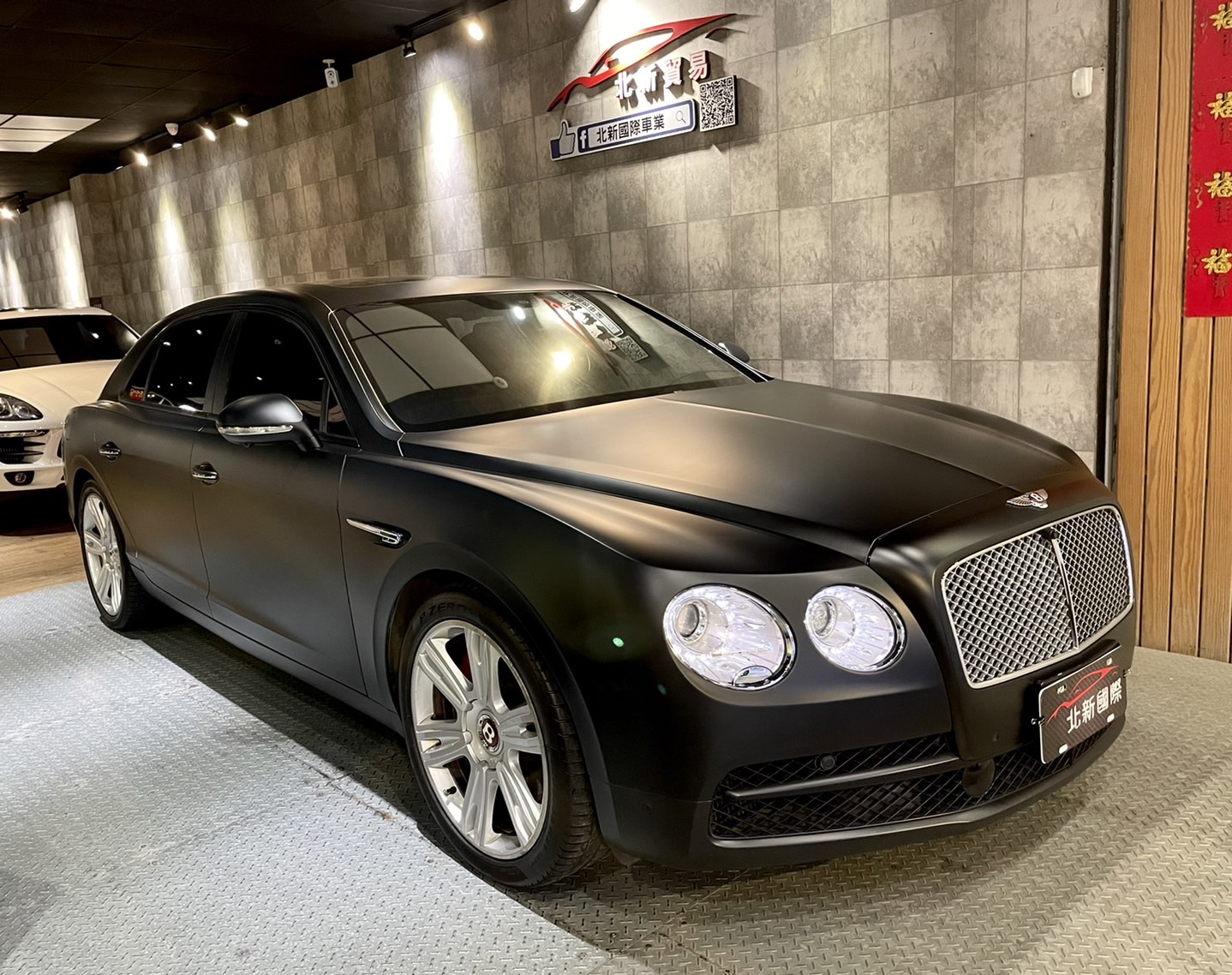 正2015年 BENTLEY Continental Flying spur   日規/僅跑7萬公里/四輪傳動  第1張相片