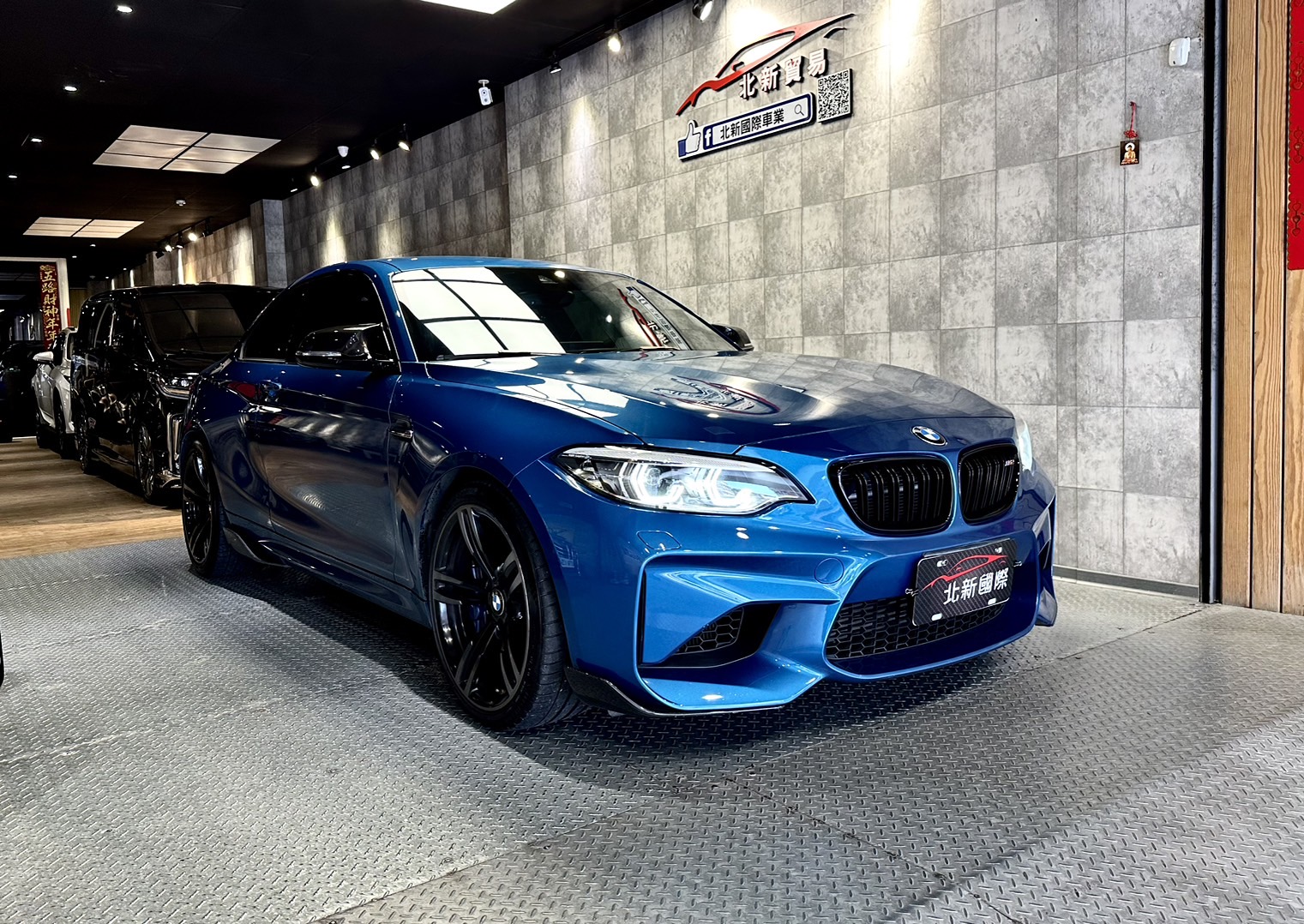 2018出廠 BMW  M2 Lci 小改款 總代理/原廠保養/原版件/里程:50XXX公里  3.0渦輪增壓 高達370匹馬力 0-100僅需4秒多  新車加選配370萬  第1張相片