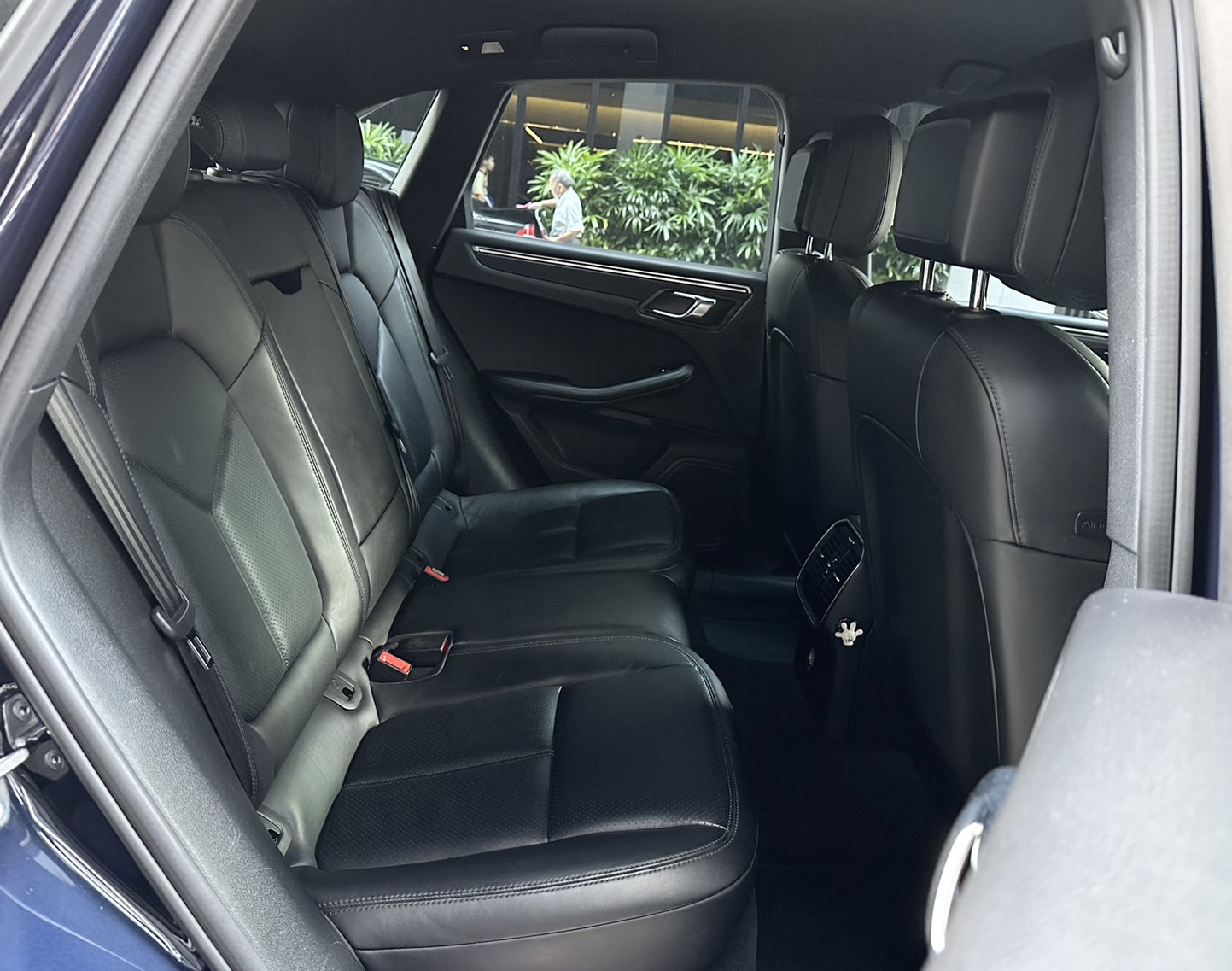 2016/4出廠  Porsche Macan 2.0   總代理/全原廠保養/僅跑七萬多公里/已認證  第6張相片