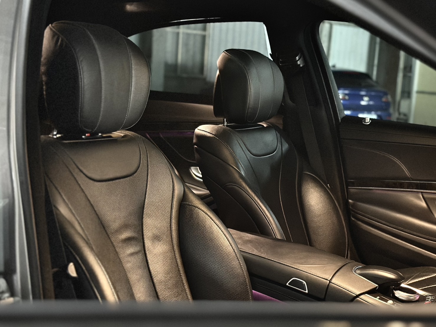 2014出廠 M-BENZ S400L  誰說總代理S400 LWB 沒有AMG?  現在竟然出現了 Goo鑑定原版件~3.0汽油引擎馬力300多匹!! 只要E係的價格 配備更高 一年稅金只要22000多   第6張相片