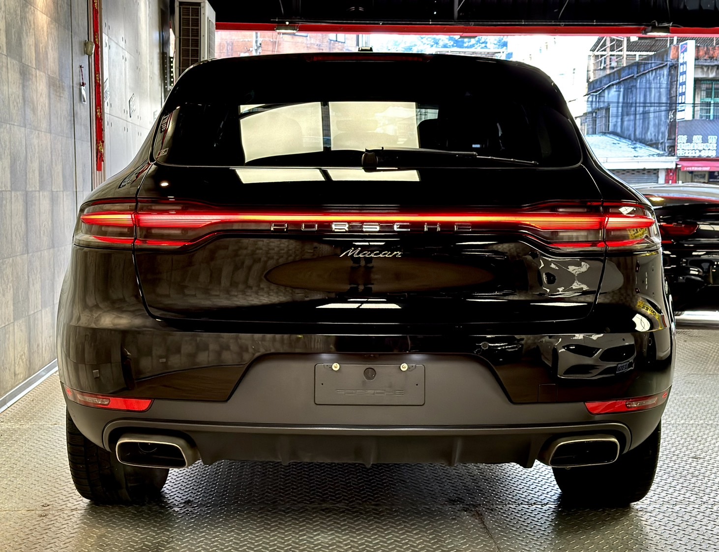 2019出廠 PORSCHE MACAN   2.0渦輪增壓/265匹馬力/原版件/里程八萬多公里  第4張相片