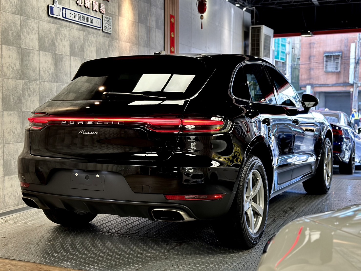 2019出廠 PORSCHE MACAN   2.0渦輪增壓/265匹馬力/原版件/里程八萬多公里  第8張相片