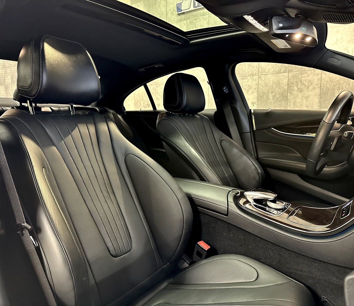 2019 M-BENZ CLS450 AMG 正年份 美規滿配 里程僅5.3萬公里❤  第9張相片