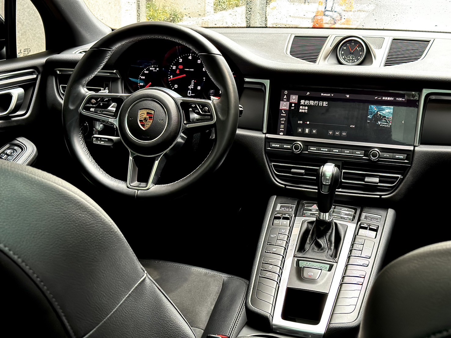 2019出廠 Porsche Macan   2.0T/渦輪增壓/原版件/里程八萬多公里 未領牌～享新車利率  配備高⬇️  第4張相片