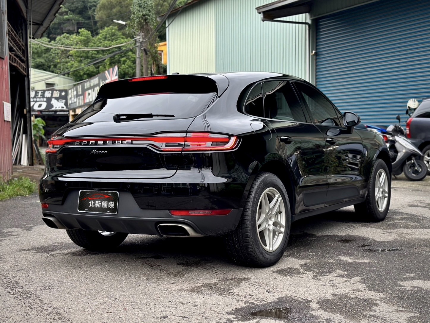2019出廠 Porsche Macan   2.0T/渦輪增壓/原版件/里程八萬多公里 未領牌～享新車利率  配備高⬇️  第7張相片