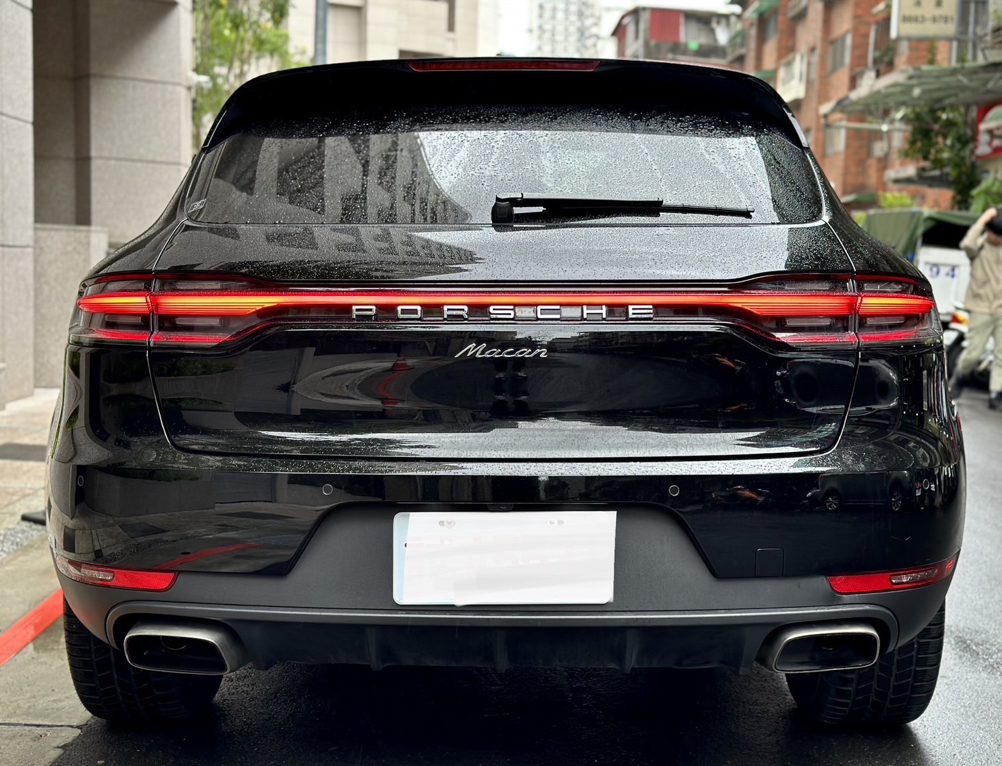 2019出廠 Porsche Macan   2.0T/渦輪增壓/原版件/里程八萬多公里 未領牌～享新車利率  配備高⬇️  第8張相片
