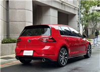 2018年VW GOLF GTI MK7.5 大P 福斯性能鋼砲，賽道機器 全程原廠保養 僅跑八萬多 原廠無改裝 內外美 氣氛佳  第2張縮圖
