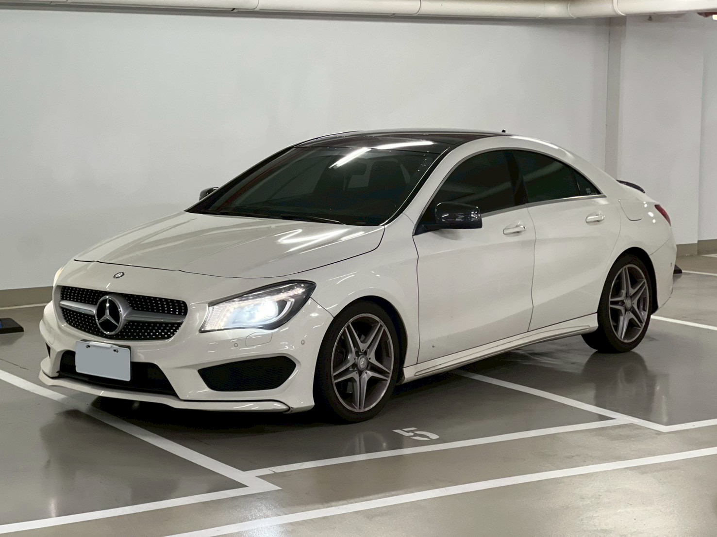 2013 Benz CLA250 AMG  第1張相片
