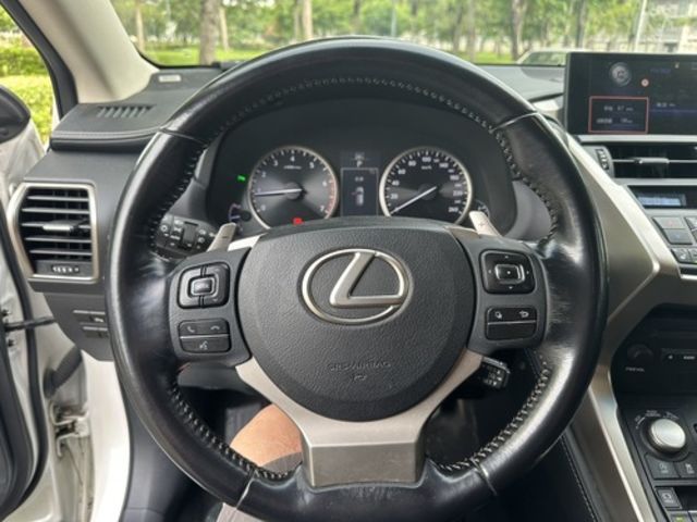 LEXUS凌志 NX200T  第11張相片