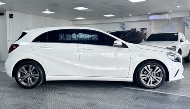 M-BENZ賓士 A180  第4張相片