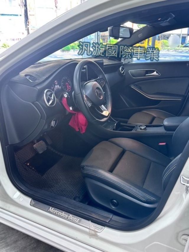 M-BENZ賓士 A180  第11張相片