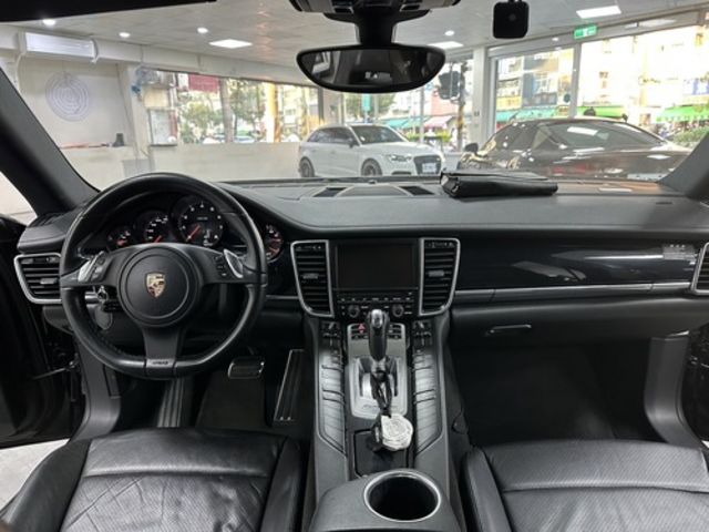 PORSCHE保時捷 PANAMERA  第7張相片