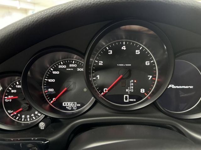 PORSCHE保時捷 PANAMERA  第9張相片