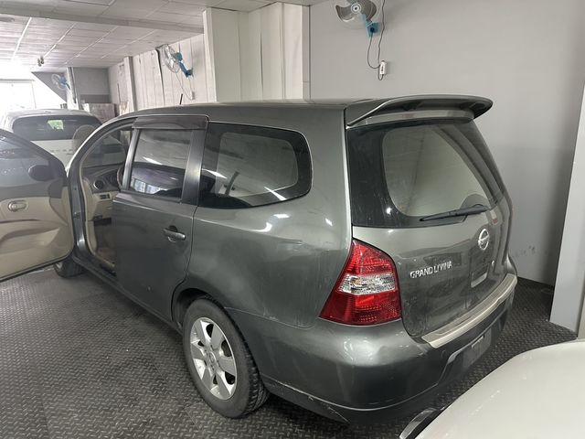 NISSAN日產 LIVINA  第6張相片