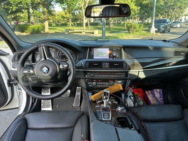 BMW寶馬 528I  第6張相片