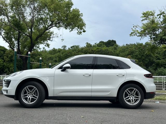 PORSCHE保時捷 MACAN  第3張相片