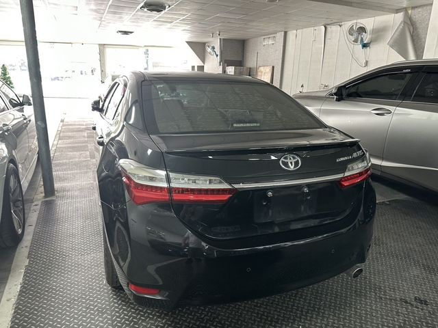 TOYOTA豐田 ALTIS  第3張相片