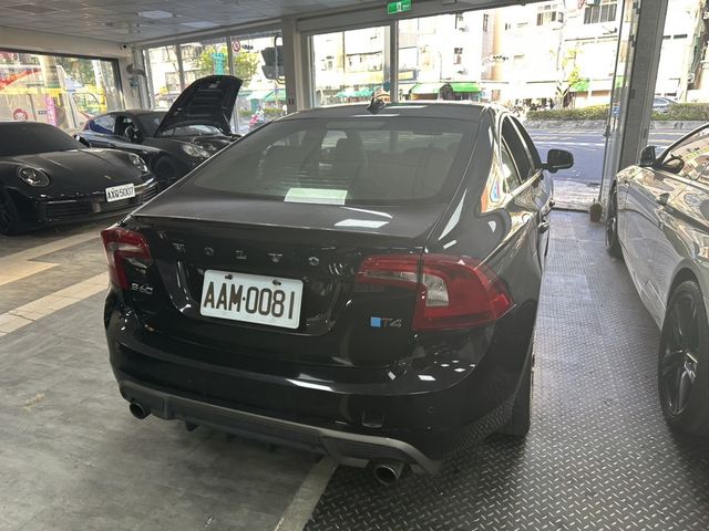 VOLVO富豪 S60  第2張相片