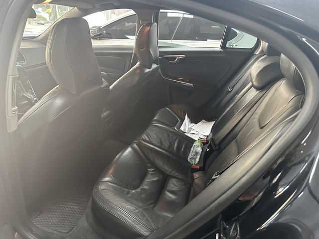 VOLVO富豪 S60  第3張相片