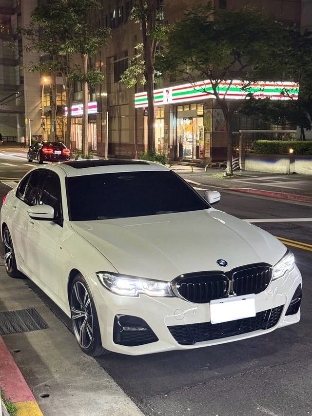 BMW寶馬 330I  第1張相片