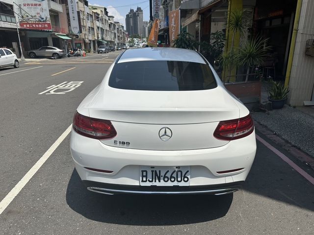 M-BENZ賓士 C180  第6張相片