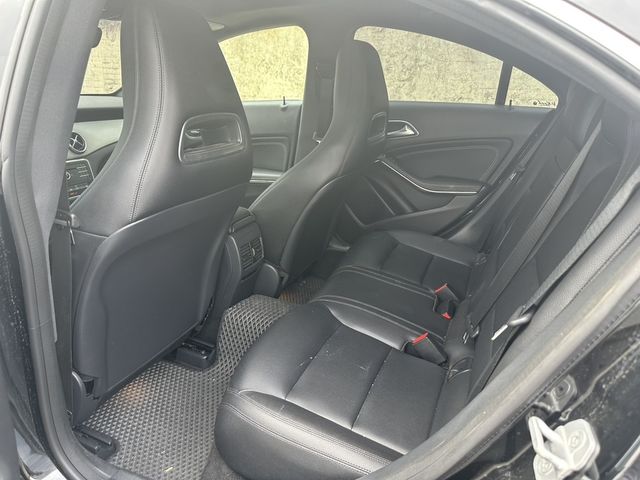 M-BENZ賓士 CLA250  第7張相片