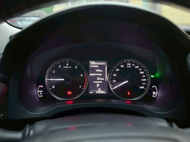 LEXUS凌志 IS 300  第8張相片