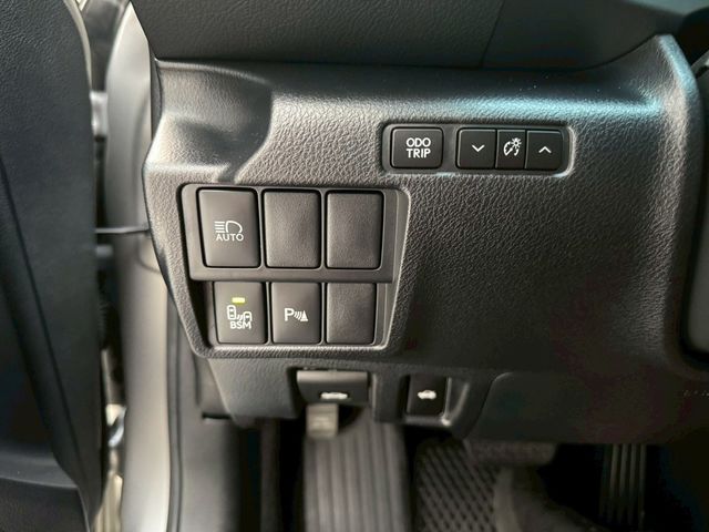 LEXUS凌志 IS 300  第16張相片