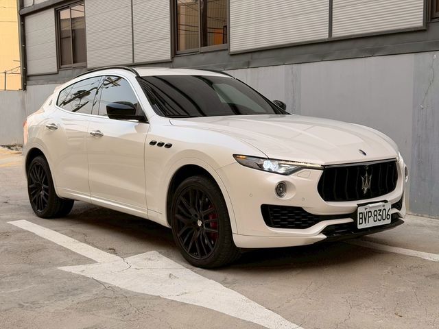 MASERATI瑪莎拉蒂 LEVANTE S  第2張相片