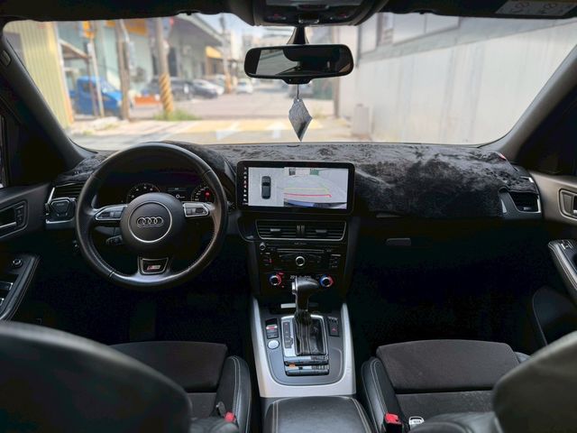 AUDI奧迪 Q5  第8張相片