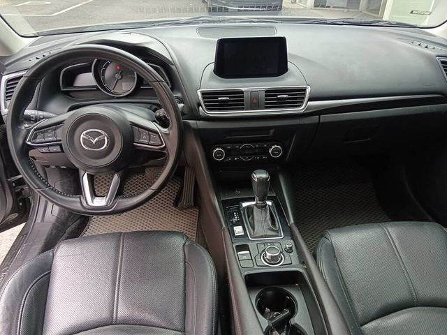 MAZDA馬自達 MAZDA 3  第8張相片