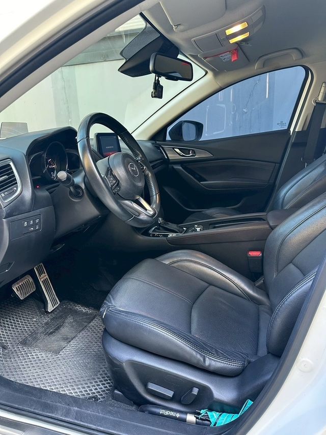 MAZDA馬自達 MAZDA 3  第4張相片