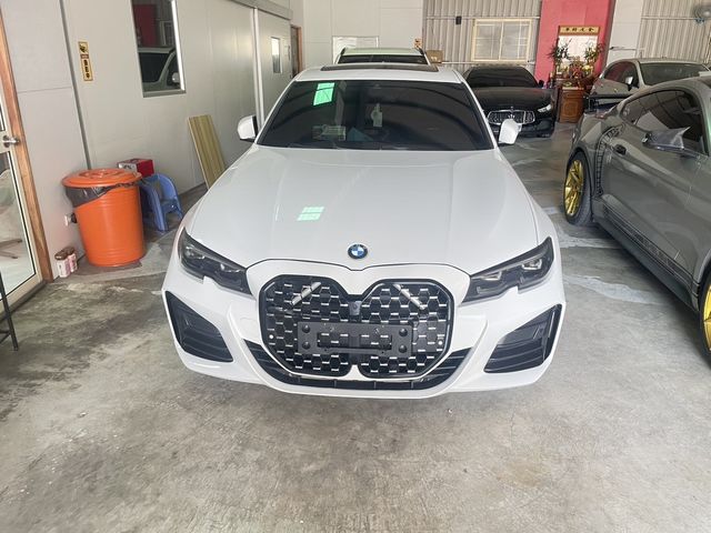 BMW寶馬 330I  第2張相片