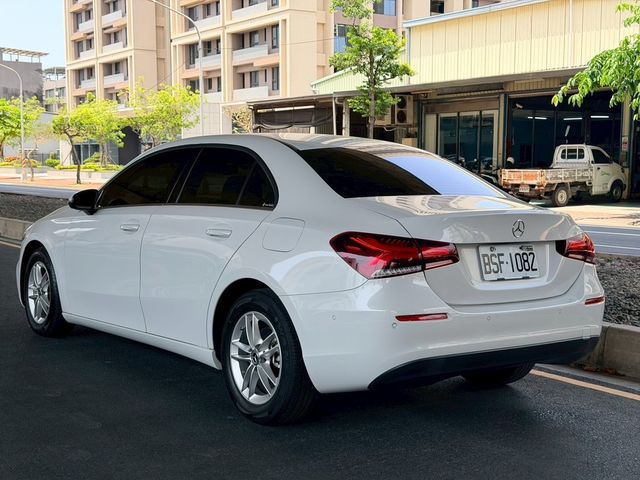 M-BENZ賓士 A180  第4張相片